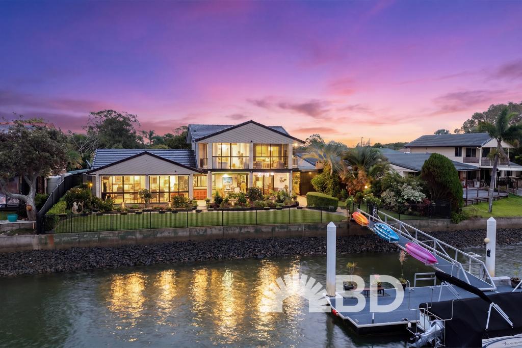 13 Magdalena Ct, Banksia Beach, QLD 4507