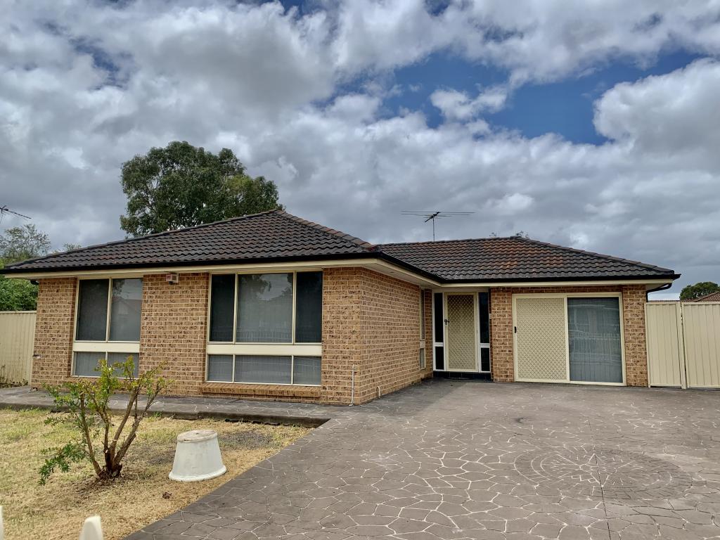 29 Falcon Cct, Green Valley, NSW 2168