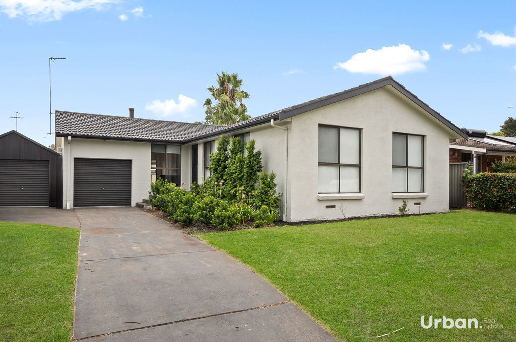 24 Meares Rd, Mcgraths Hill, NSW 2756