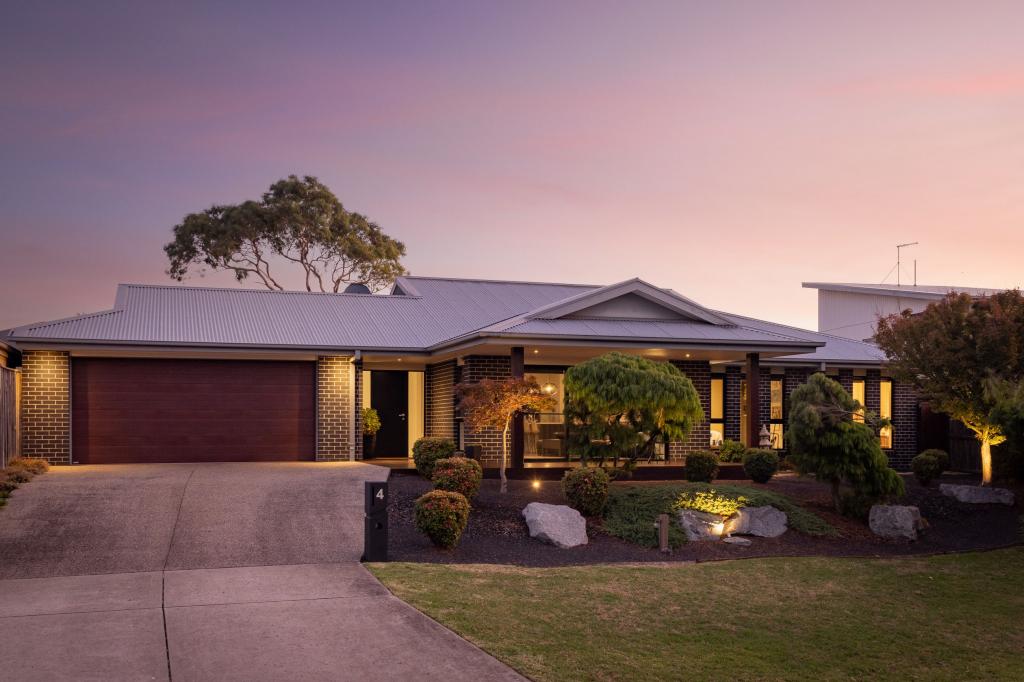 4 Curlew Way, Cowes, VIC 3922