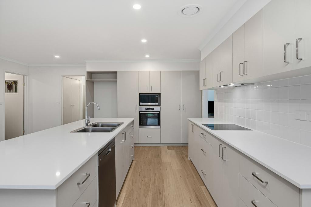 170 Diggings Rd, Willowmavin, VIC 3764