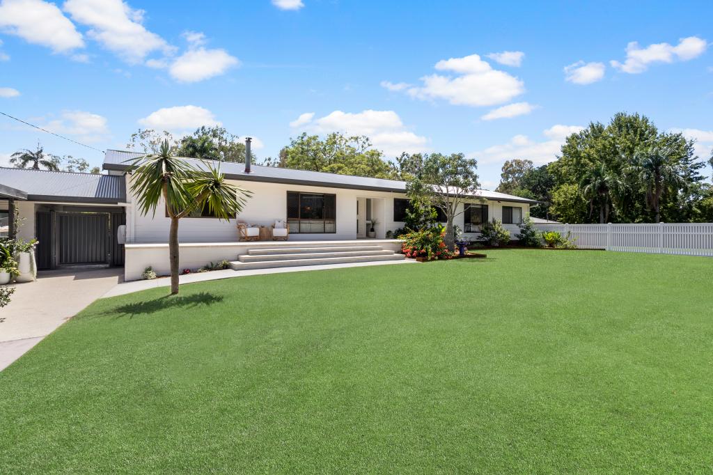 10 BARBADOS BVD, DECEPTION BAY, QLD 4508