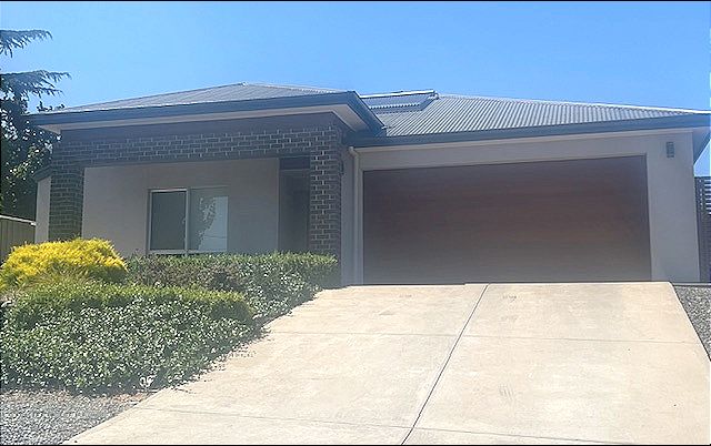 26 WILLIAM ST, CLARE, SA 5453