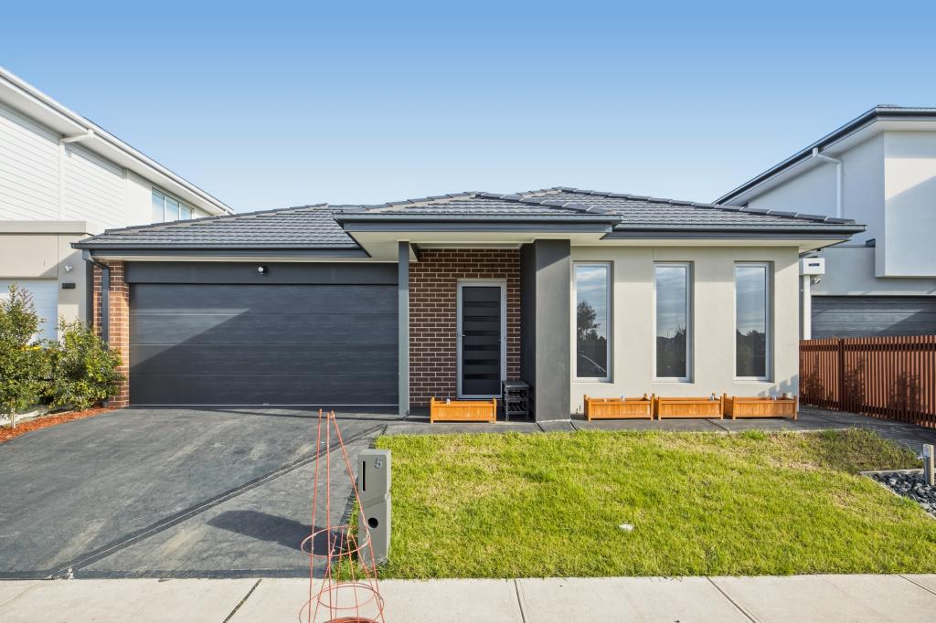 5 Clematis St, Clyde North, VIC 3978