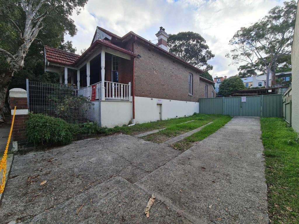 38 Linthorpe St, Newtown, NSW 2042