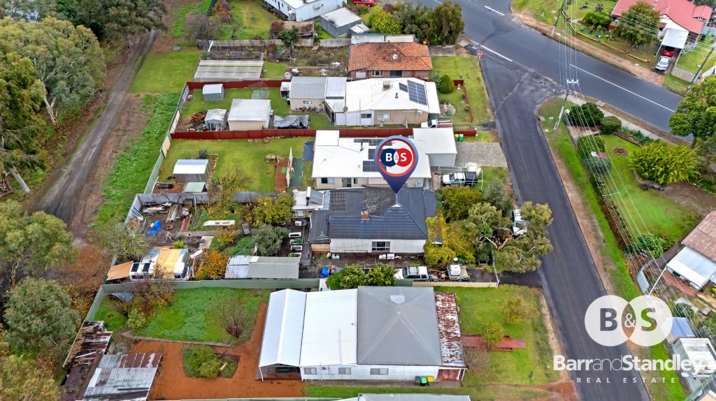 8 Gladstone Cres, Collie, WA 6225