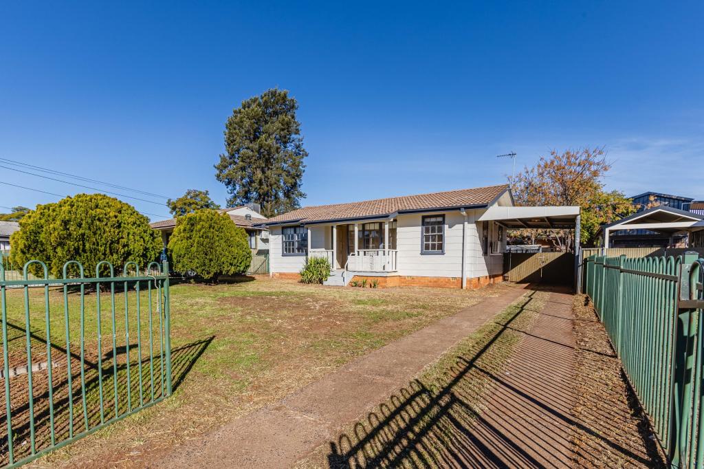 9 Houston Dr, Dubbo, NSW 2830