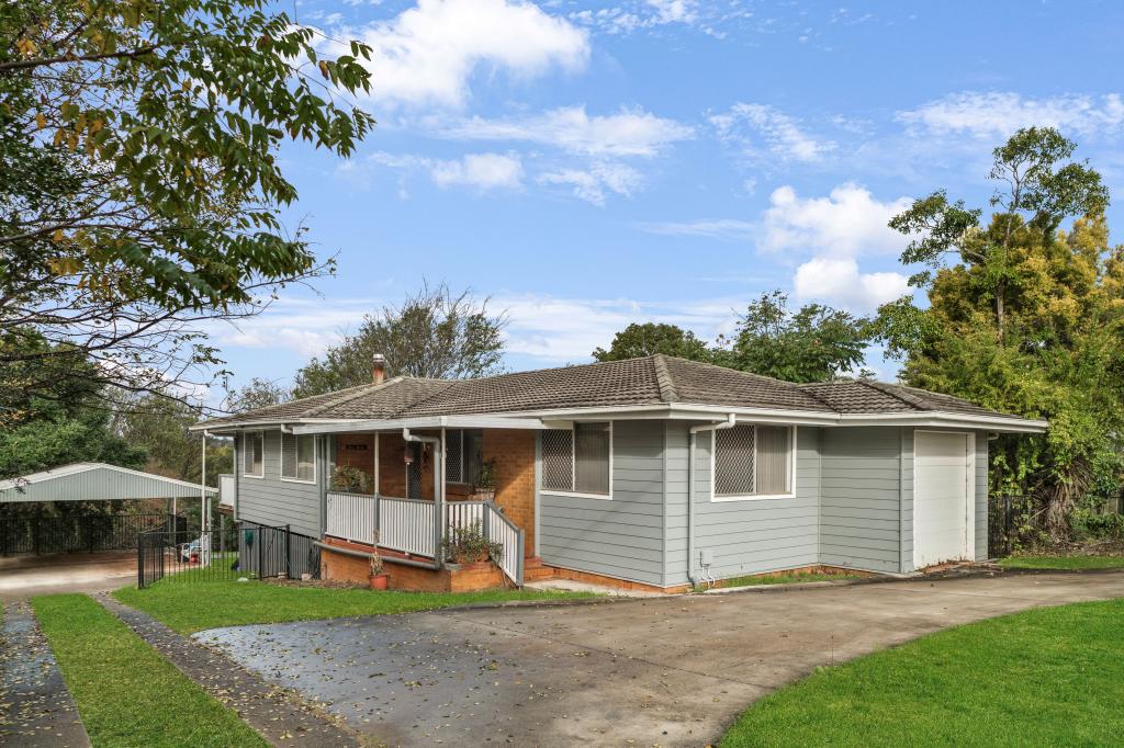 248 West St, Kearneys Spring, QLD 4350
