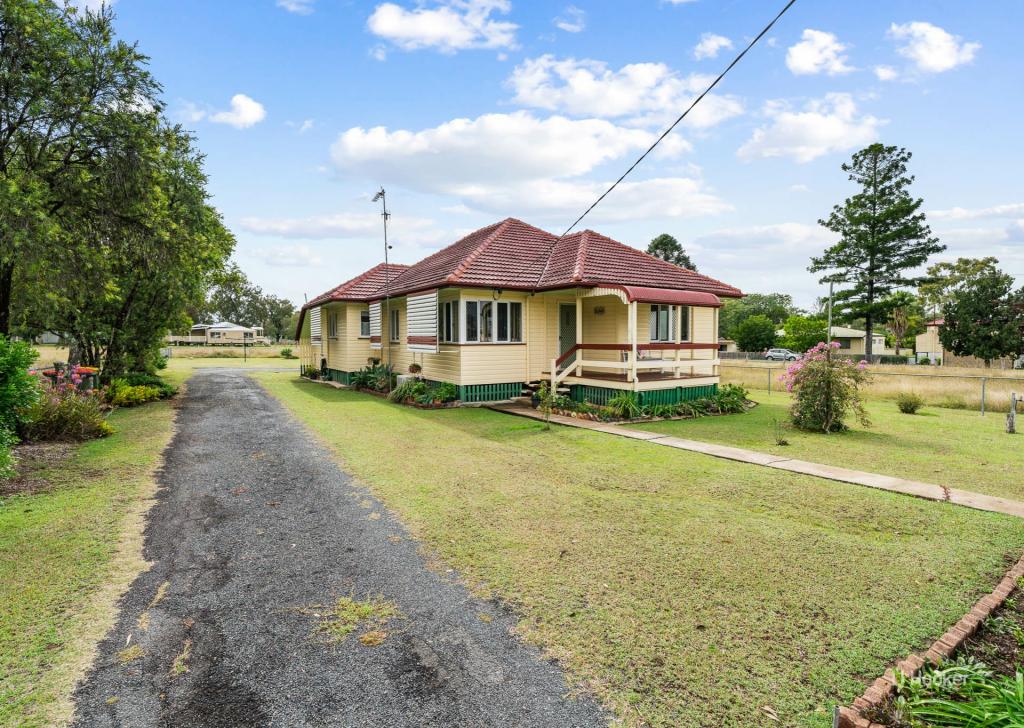27 Annette St, Toogoolawah, QLD 4313