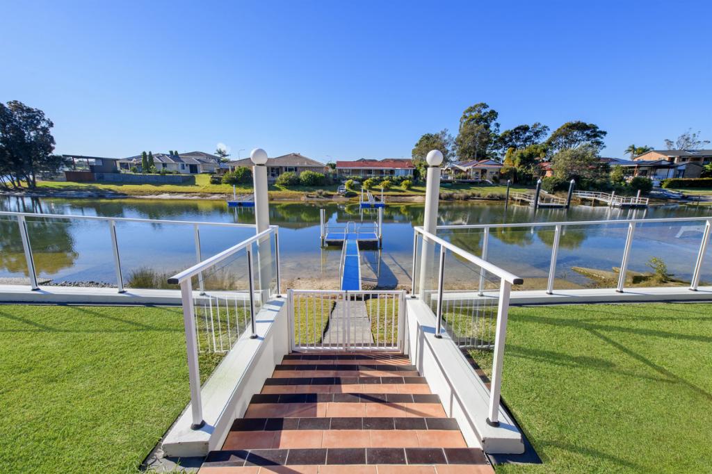 16 Sirius Cl, Port Macquarie, NSW 2444