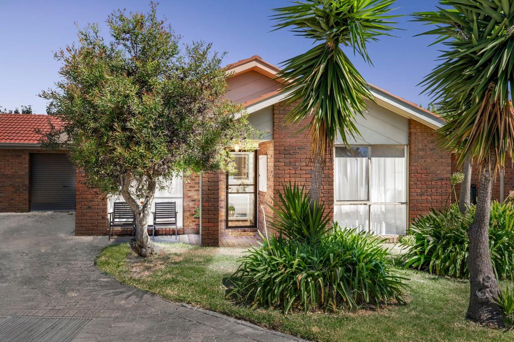 15/112a Mickleham Rd, Tullamarine, VIC 3043