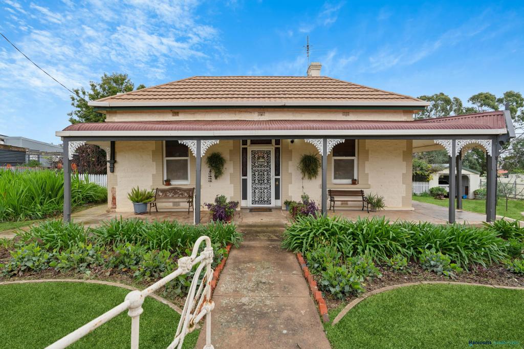 4 ARCHER ST, HAMLEY BRIDGE, SA 5401