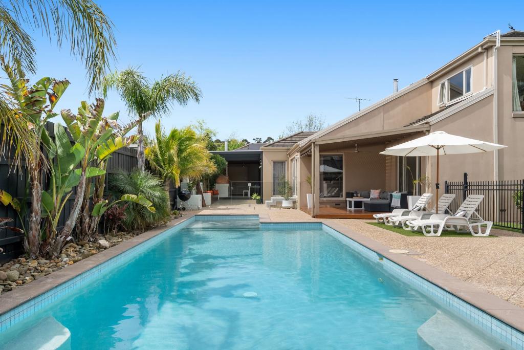 13 Beaconhill Dr, Beaconsfield, VIC 3807
