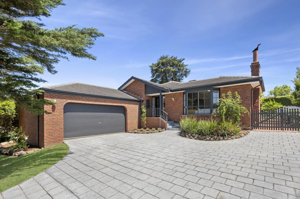 8 Emmy Ct, Grovedale, VIC 3216