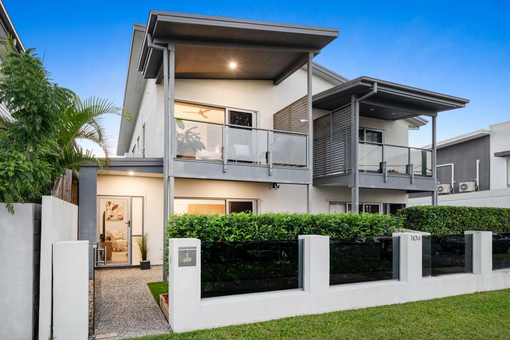 1/104 Pembroke St, Carina, QLD 4152