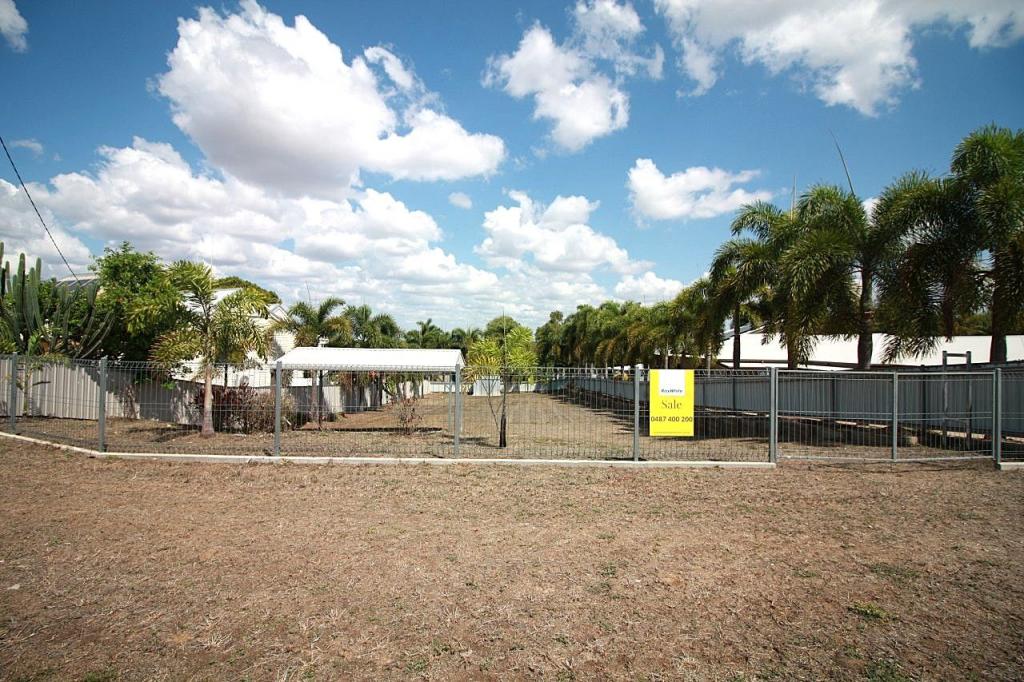 79 YORK ST, QUEENTON, QLD 4820
