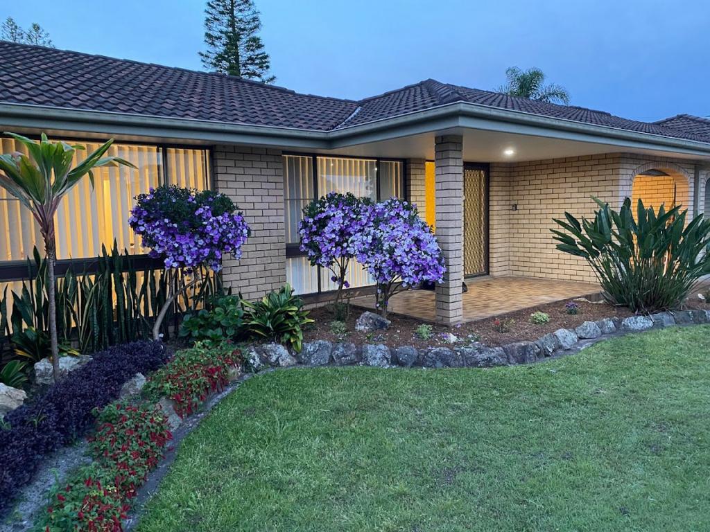 2/23 Robert St, Forster, NSW 2428