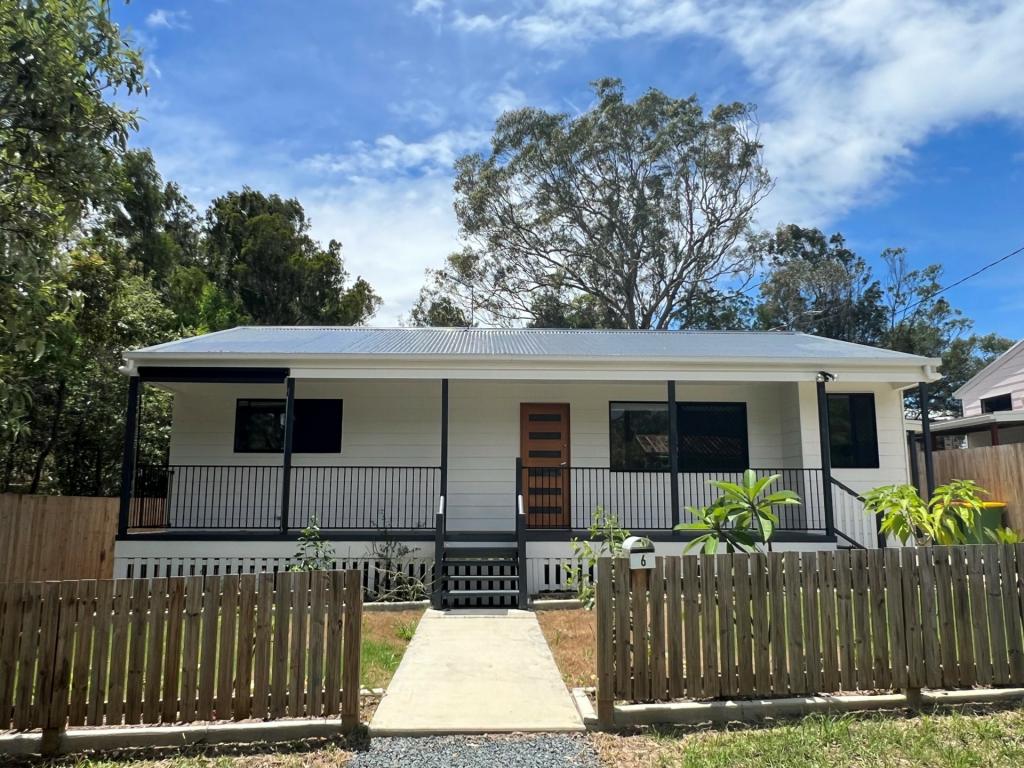 6 Heath St, Macleay Island, QLD 4184