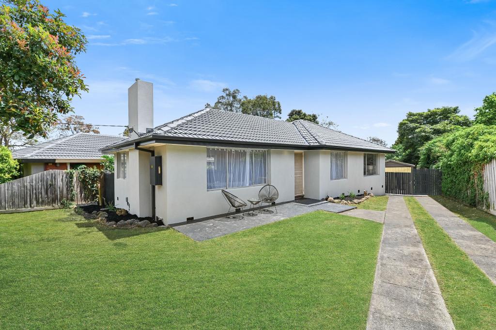 12 Darwin Rd, Boronia, VIC 3155