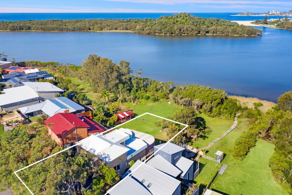 78 Blue Bell Dr, Wamberal, NSW 2260