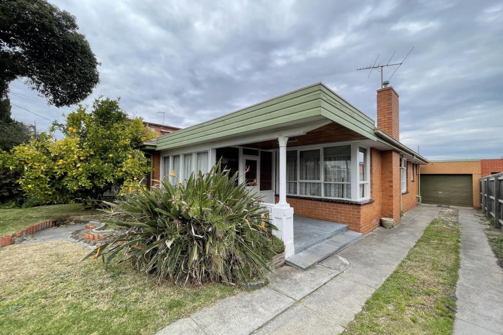 134 Bernard St, Cheltenham, VIC 3192