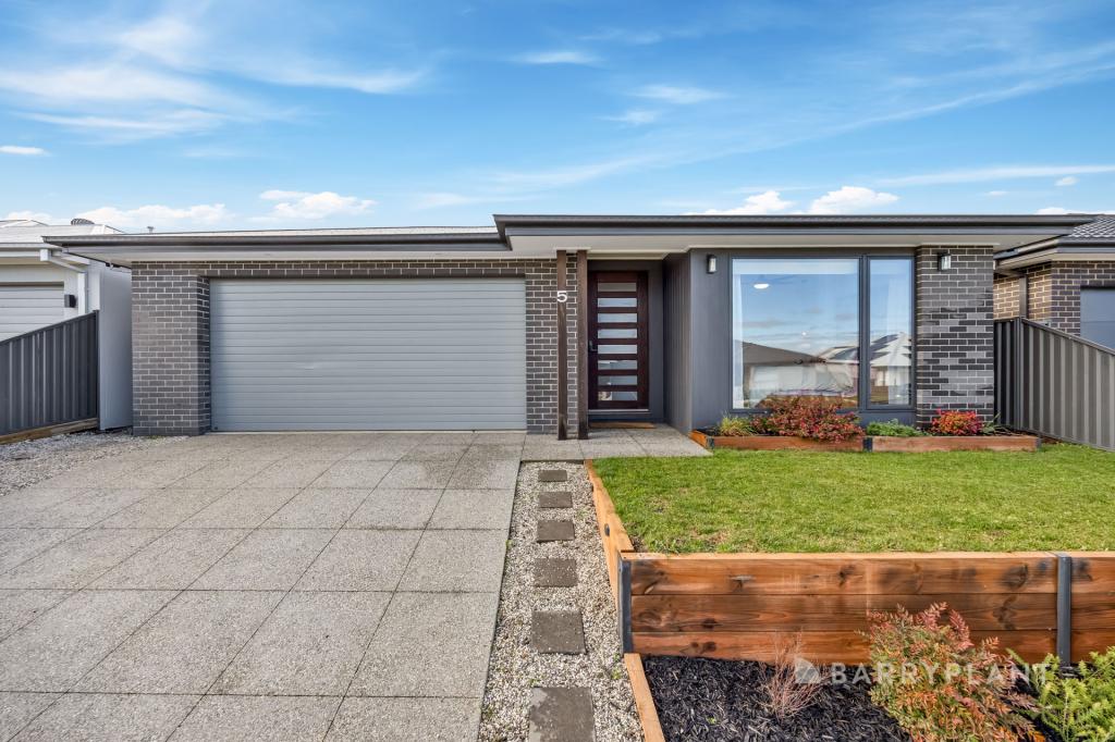 5 Whatman St, Lucas, VIC 3350