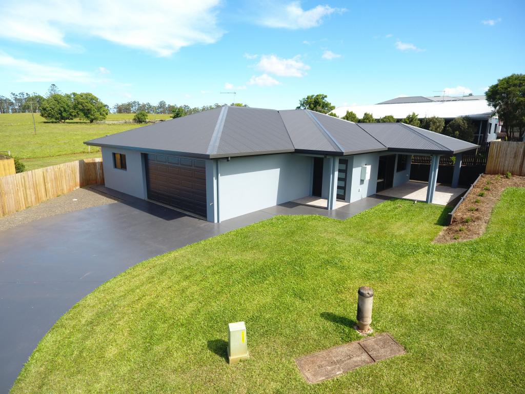 42 Bernard St, Malanda, QLD 4885