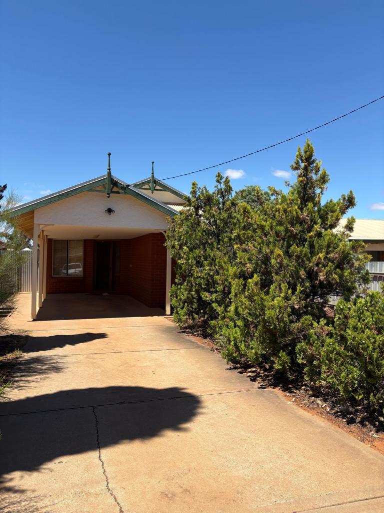 207c Hare St, West Lamington, WA 6430