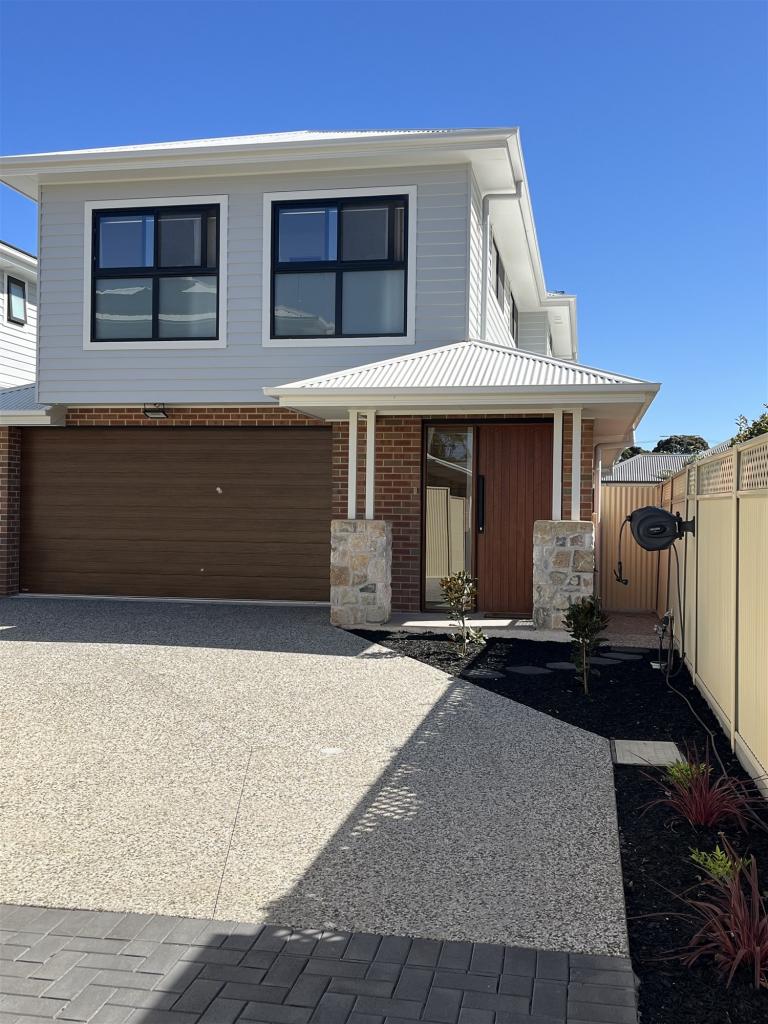 8b Alexander Ave, Ashford, SA 5035