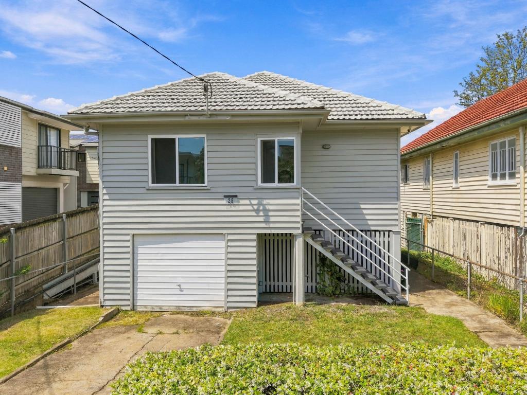 28 Latham St, Chermside, QLD 4032
