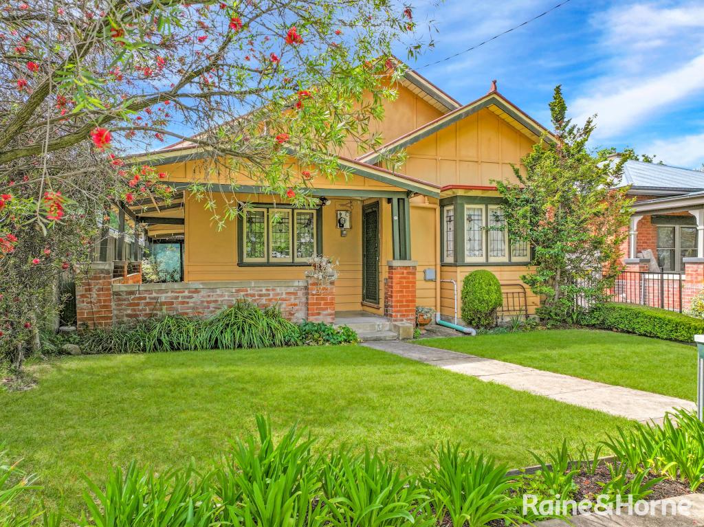 147 SEYMOUR ST, BATHURST, NSW 2795