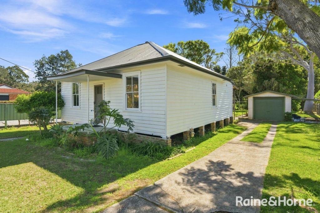 10 Renwick St, Wyoming, NSW 2250
