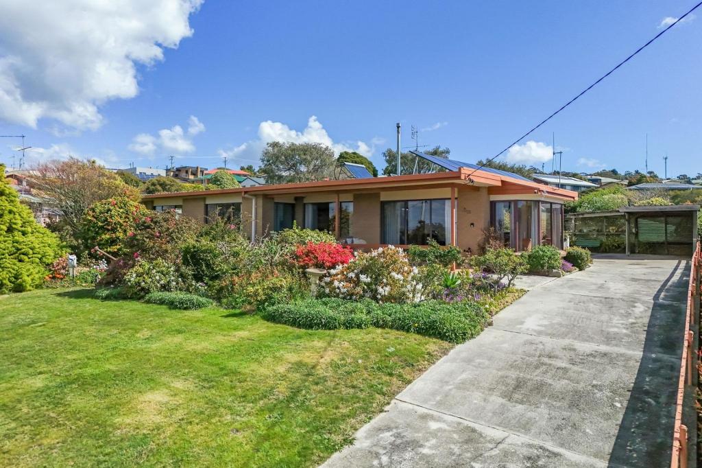 22 Emma St, Bridport, TAS 7262