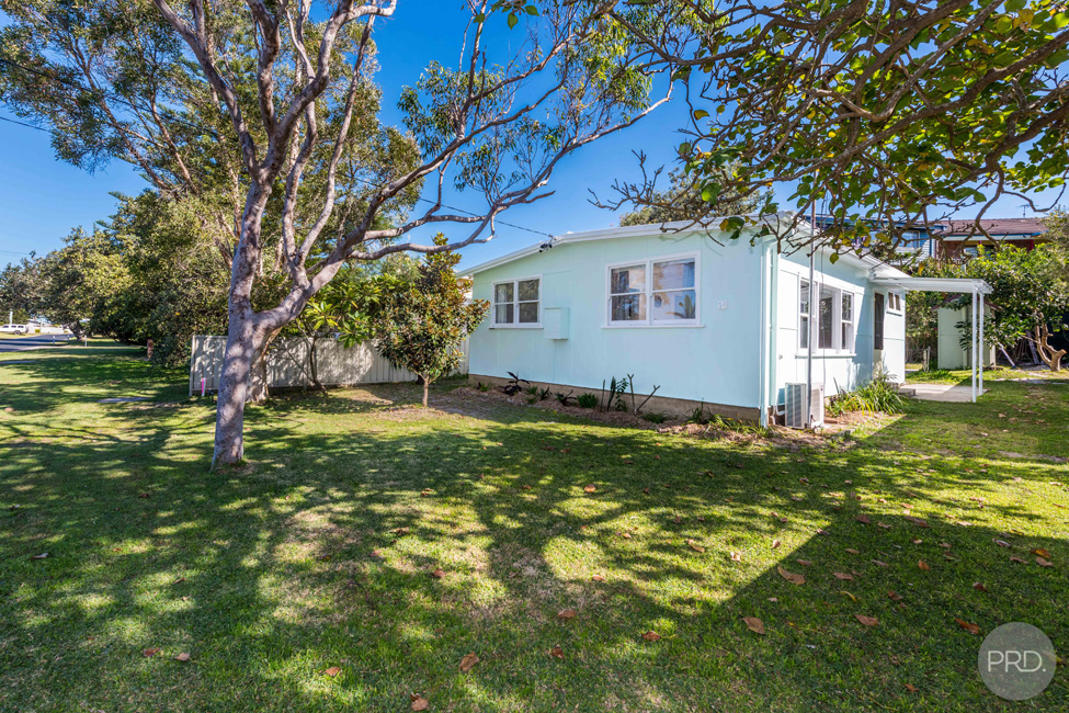 15 Pacific Ave, Anna Bay, NSW 2316