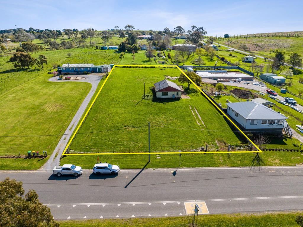 104 ORCHARD ST, TARALGA, NSW 2580