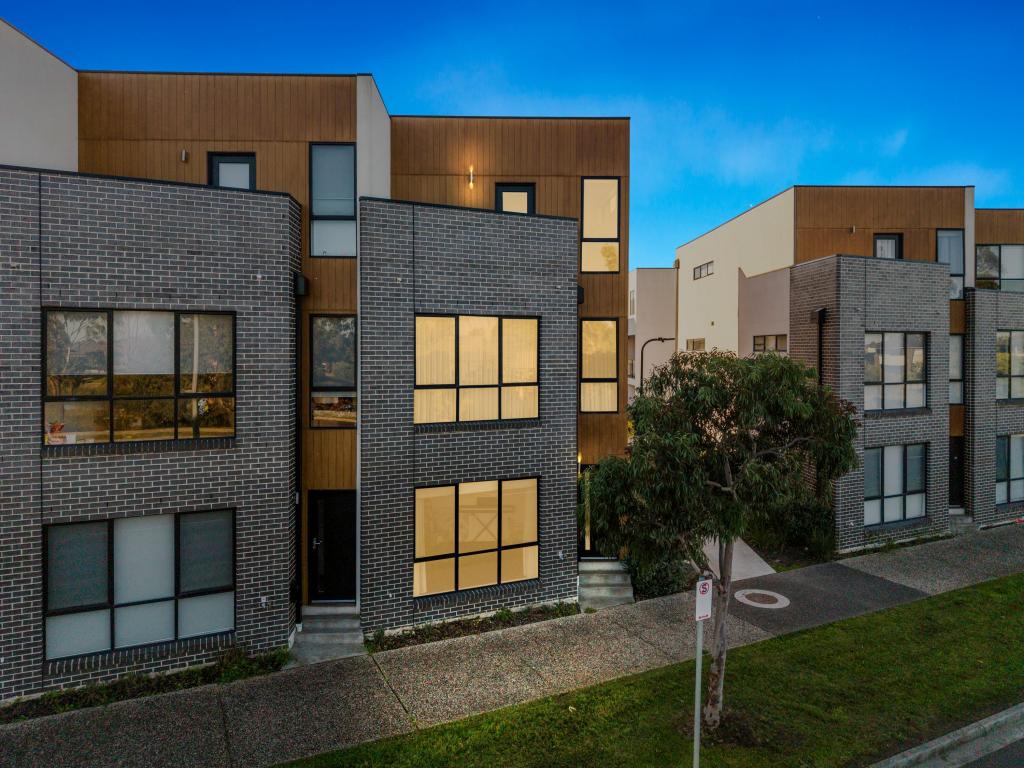 186 Henry Rd, Pakenham, VIC 3810