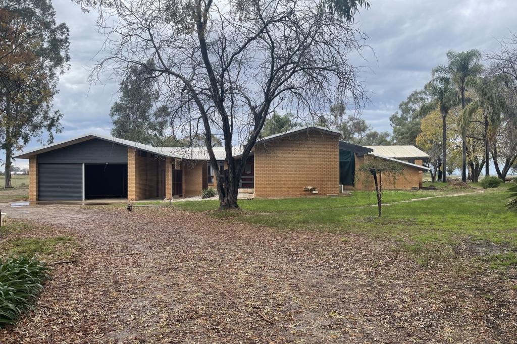 1894 Newell Hwy, Finley, NSW 2713