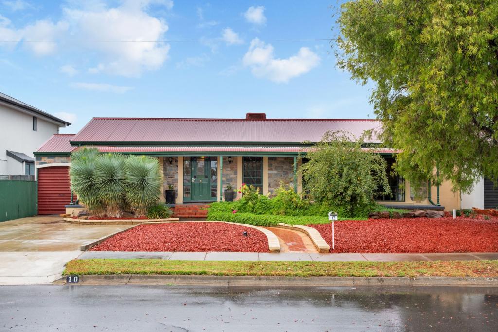 10 Freeman Ave, Morphett Vale, SA 5162