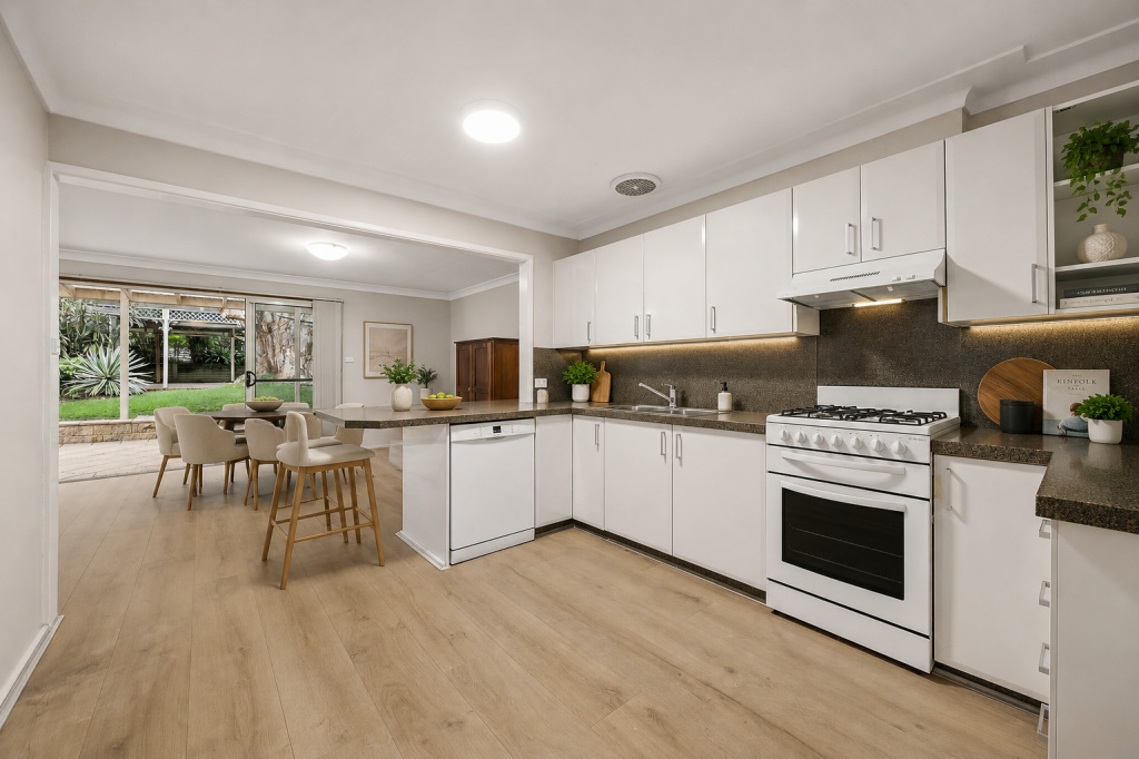 18 Gwydir St, Engadine, NSW 2233