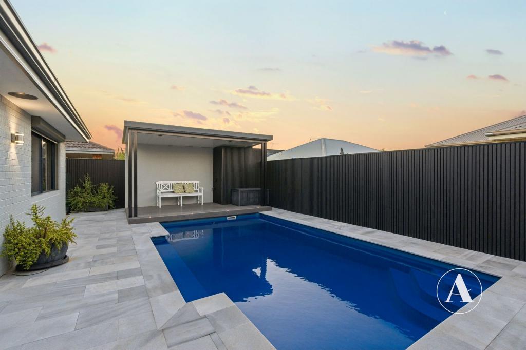 17 Barclay Way, Piara Waters, WA 6112