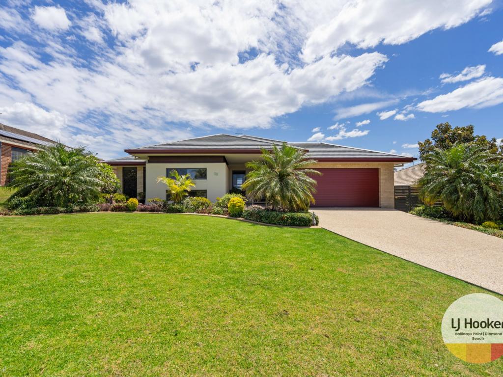 14 Glen Ct, Black Head, NSW 2430