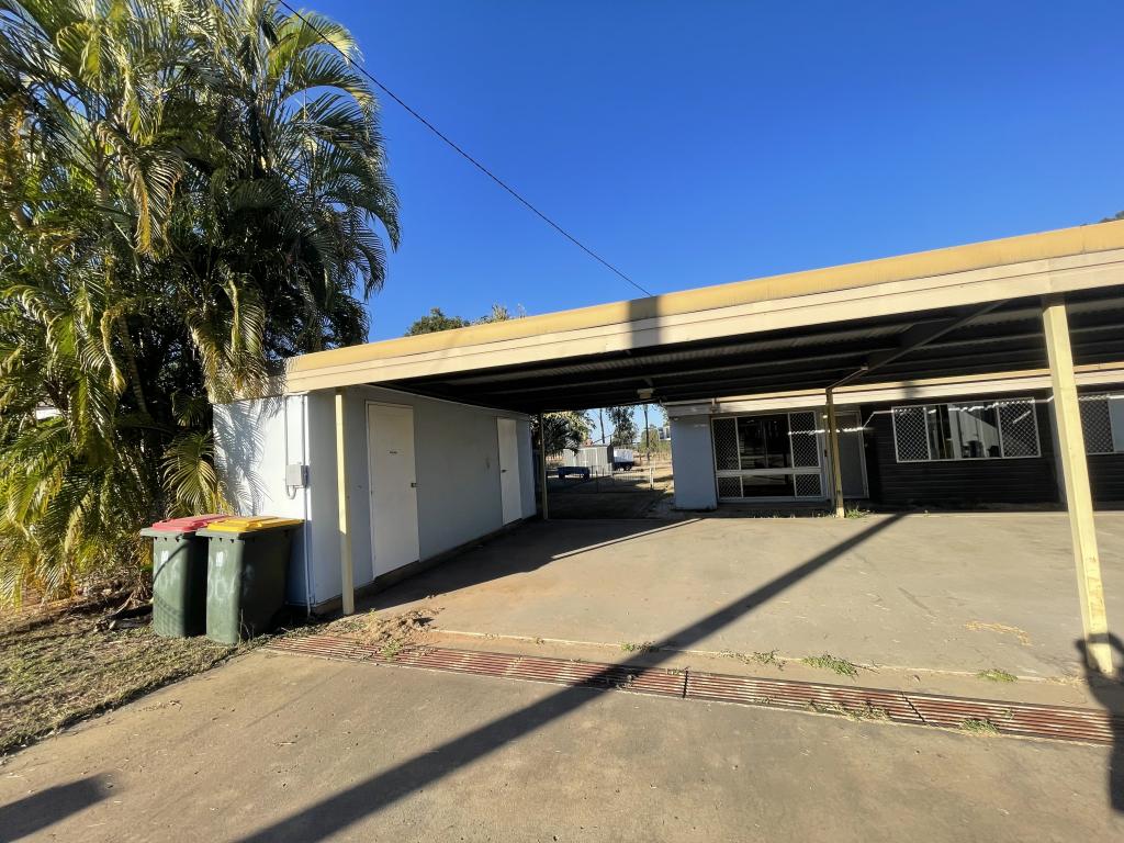 36a Jackson Ave, Moranbah, QLD 4744