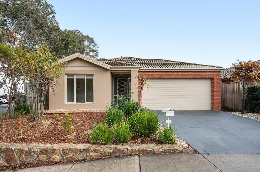 24 LYTHRUM ST, DOREEN, VIC 3754