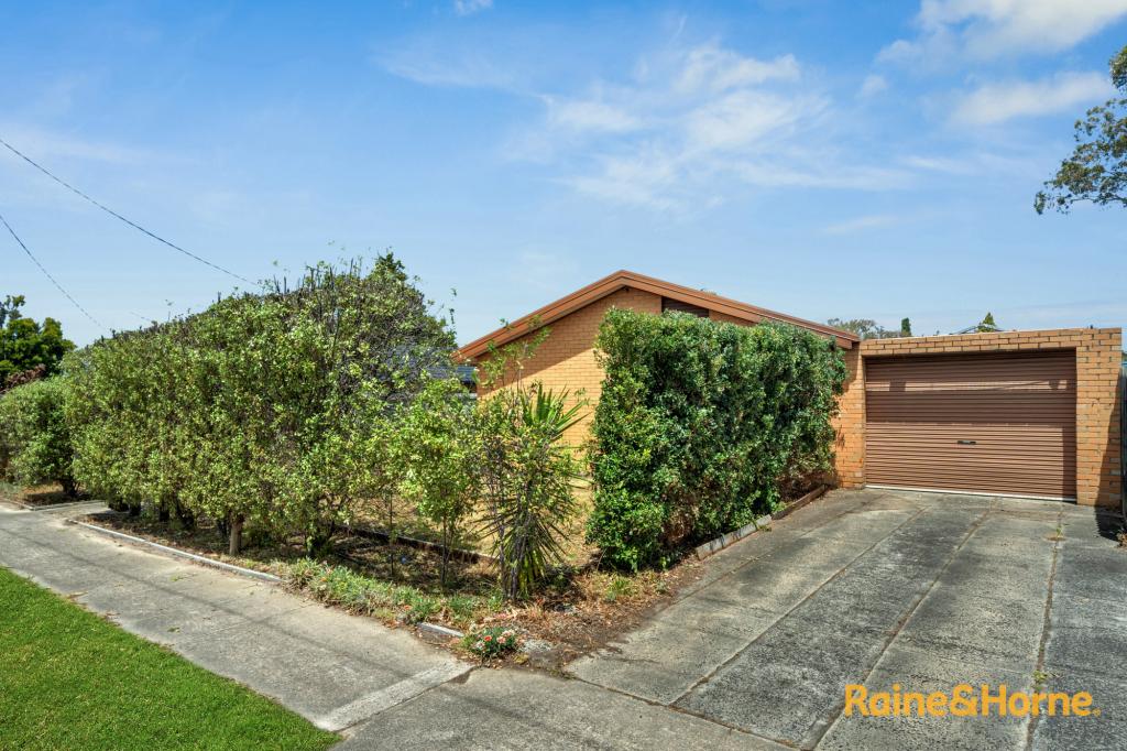 34 Valepark Cres, Cranbourne, VIC 3977