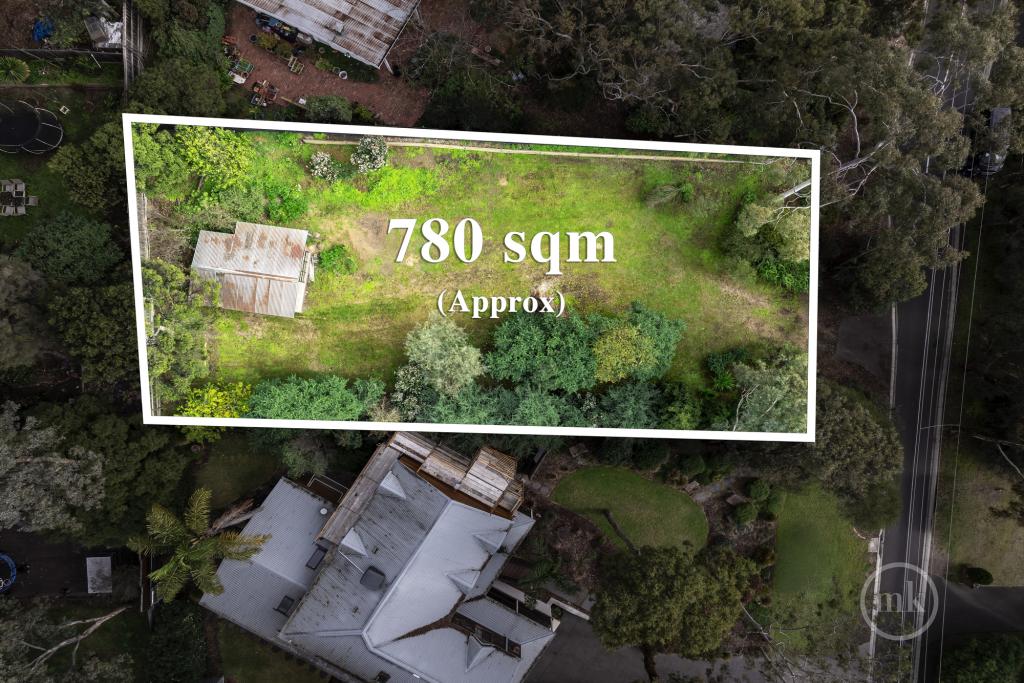 24 Cromwell St, Eltham, VIC 3095