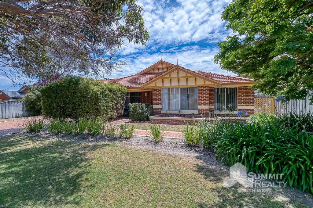 4 BRAIDWOOD DR, AUSTRALIND, WA 6233