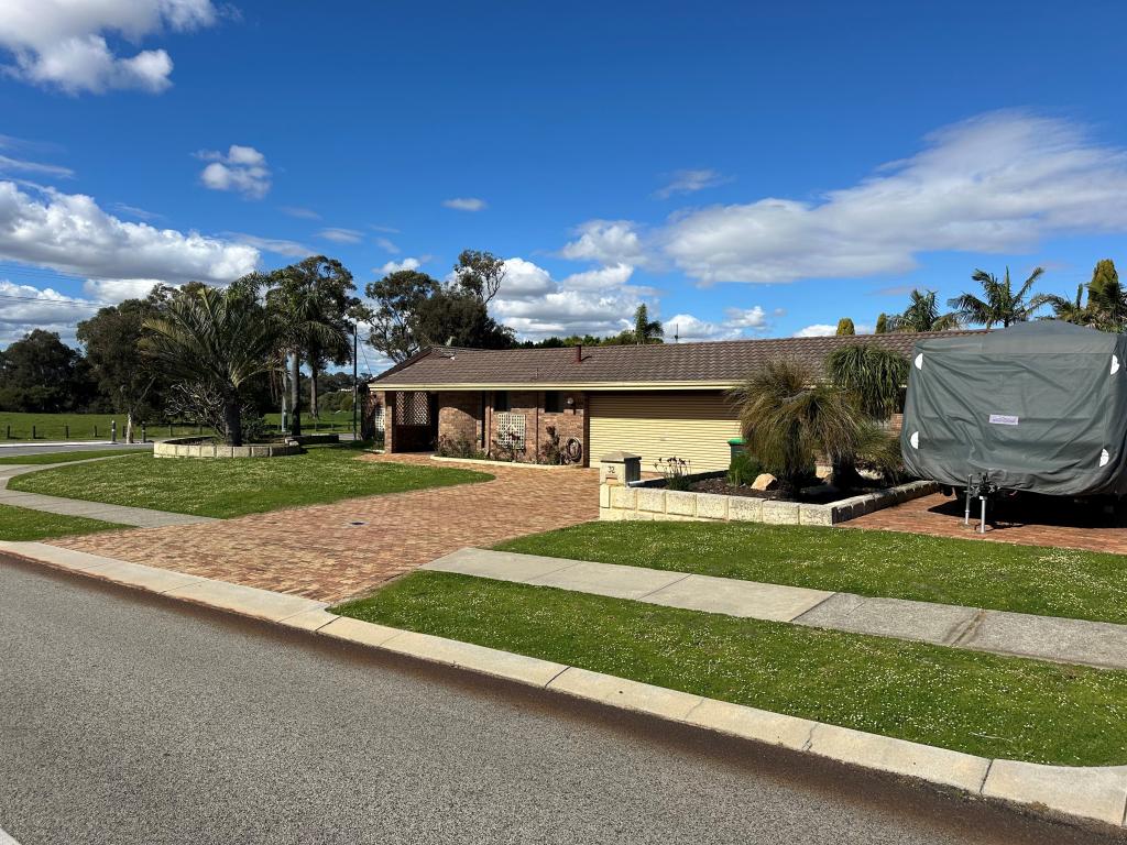 32 Alconbury Rd, Kingsley, WA 6026