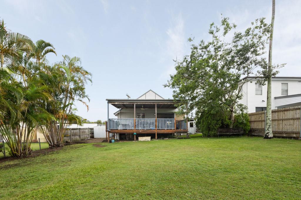 390 Richmond Rd, Cannon Hill, QLD 4170