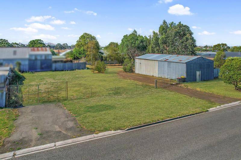 30 & 30a Grey St, Terang, VIC 3264