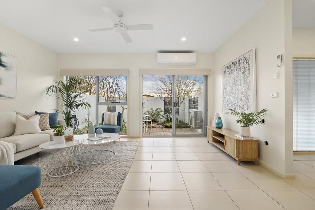 21 Bettie Mcnee St, Watson, ACT 2602